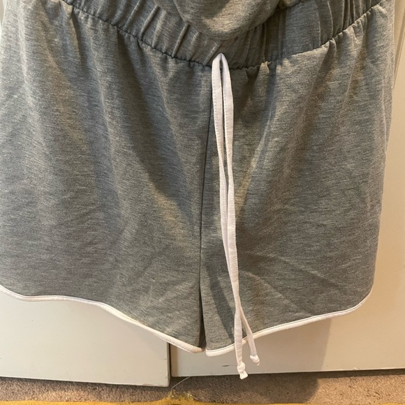 Romper - Picture 4 of 4